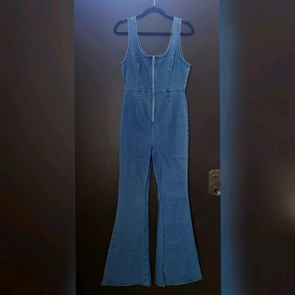 **SOLD** - Picture 2 of 5